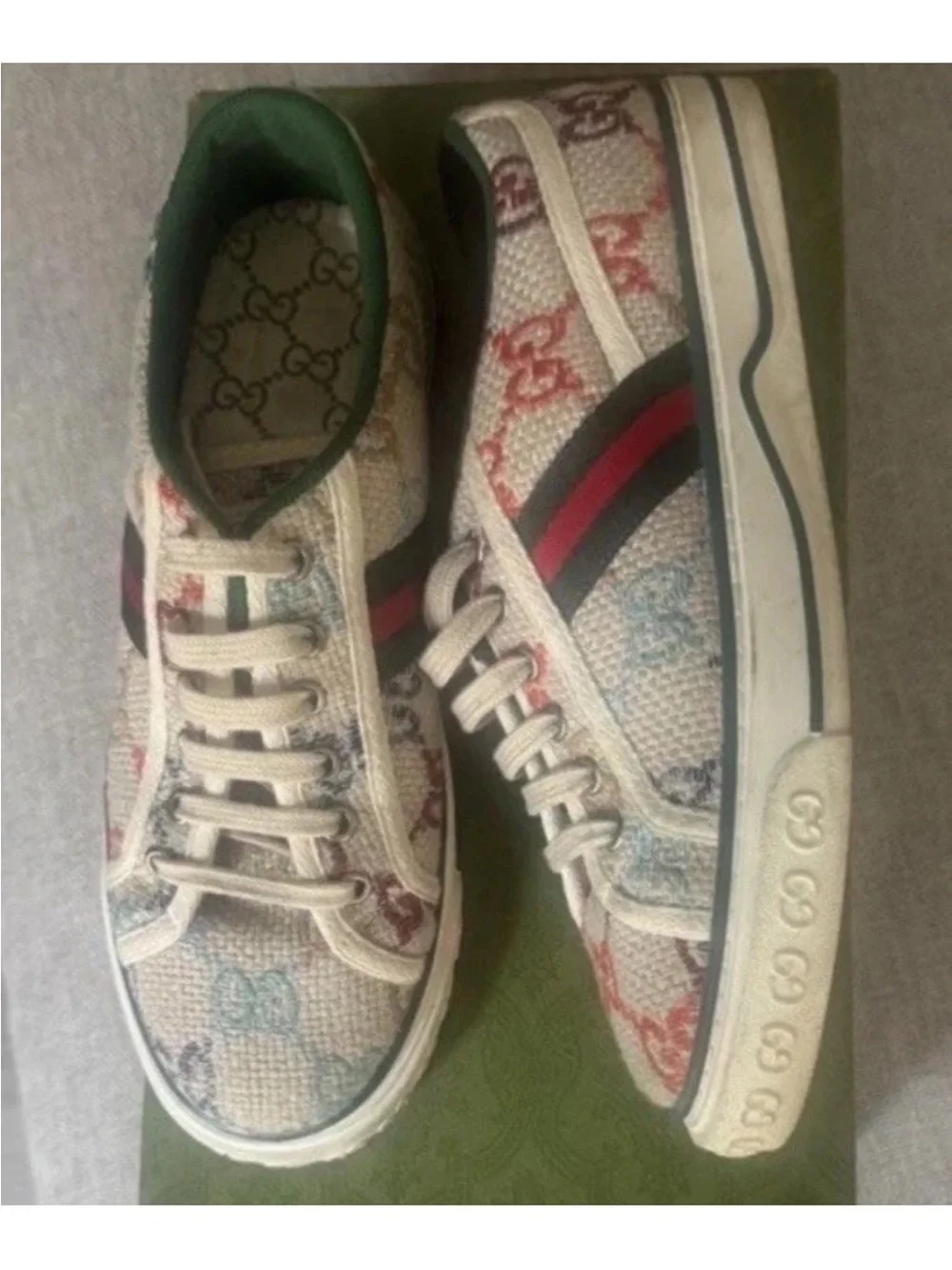 Gucci Men’s Beige GG Canvas Sneakers with Green and Red Stripe
